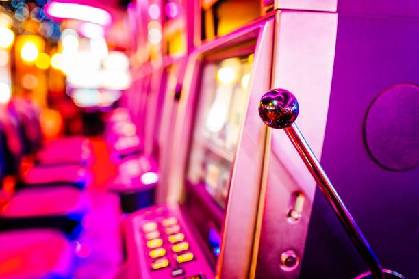 hajar 777 mobile app interface showing live-dealer tables and sportsbook markets